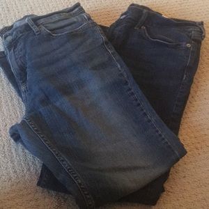 Girlfriend Denim 2 pair sz 29. Medium & Distressed